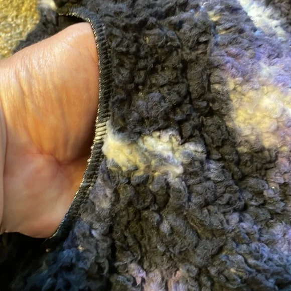 🔥SALE🔥NWT LulaRoe Teddy Bear Jacket - Picture 5 of 7